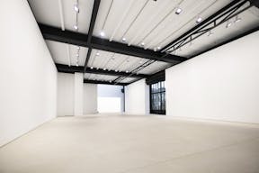 Incredible Venue in Paris 17th - Image 7