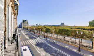Sublime appartement haussmanien avec vue sur Jardin de Tuileries - Image 2