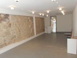 New Boutique near Temple and Arts et M�tier - Image 2