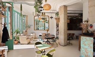 Restaurant Art Nouveau Vintage Style - Image 0