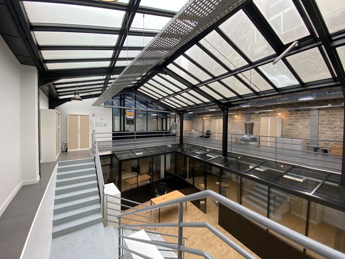 Atypical Space in the 10th arrondissement of Paris - Image 2