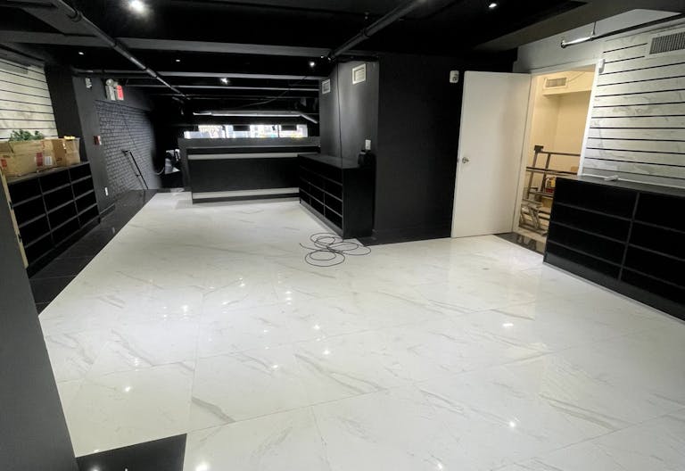 Seventh Ave Pop-Up Store - 1500 Sqft of Ground floor retail - Image 4