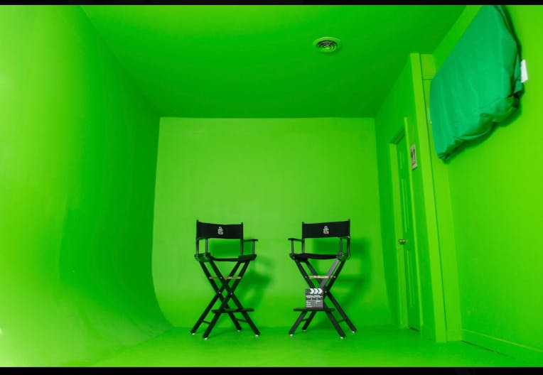 Video Photo Production/Studio - Image 4