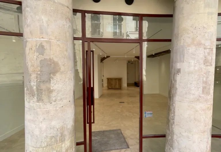 Galerie WHEAKO - 67 Rue de Turenne - Le Marais - PARIS - Image 2