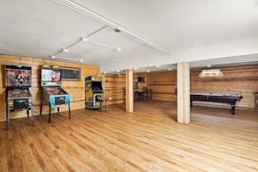 Mountain High Luxury Castle & Spa - Image 2