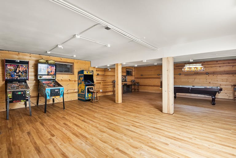 Mountain High Luxury Castle & Spa - Image 2