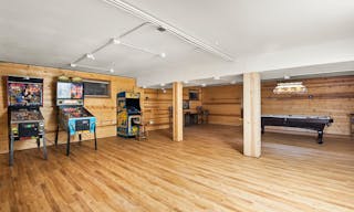 Mountain High Luxury Castle & Spa - Image 2