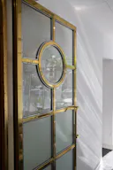 Elegant Retail Space at Historic Hotel Bristol - Image 10