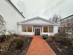 Main Street, Greenport - Image 8