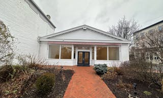 Main Street, Greenport - Image 8