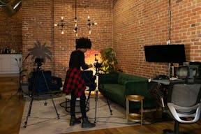 Professional, sleek & versatile RiNo-based meeting space in a great location! - Image 5