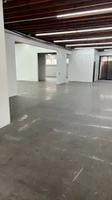 Large Custom Space in Prime Fairfax Location - Image 0