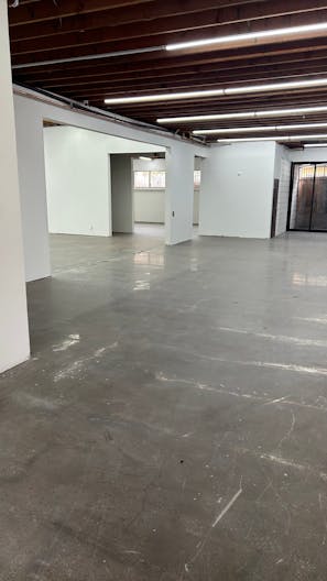 Large Custom Space in Prime Fairfax Location - Image 0