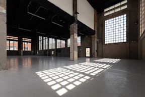 Atypical Artistic and Event Venue - Image 9