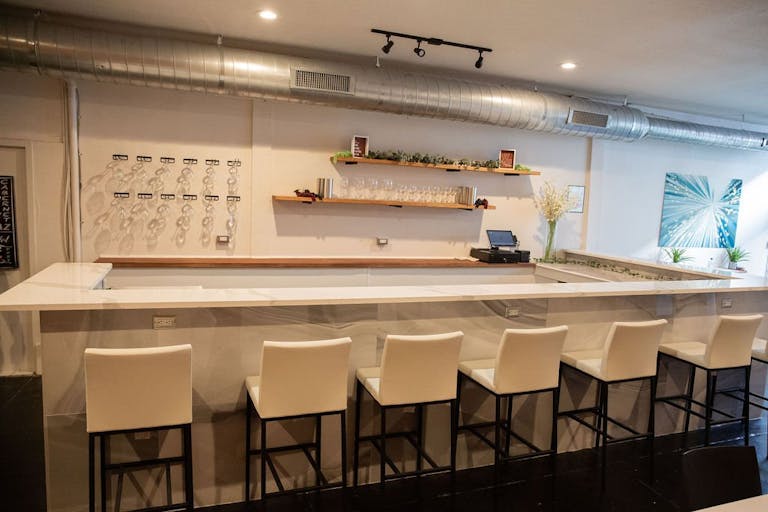 Distinctive Vines in The Cedars - Image 3