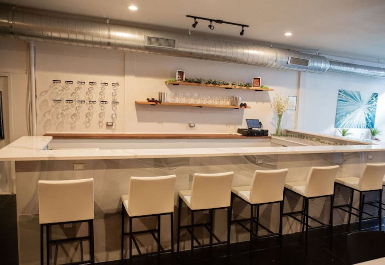 Distinctive Vines in The Cedars - Image 3