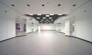 White-Box Boutique in Greater Los Angeles - Image 1