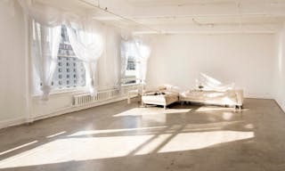 DTLA Skyline View Penthouse - Image 9