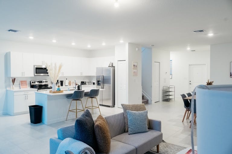 Amazing House available for film - Image 0