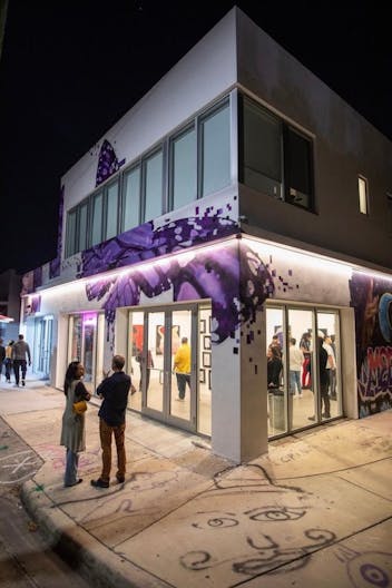 Urban Art Gallery - Image 0