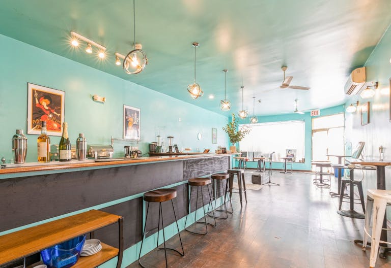 Beautifully Renovated Bright and Airy Storefront and Event Space in Bed-Stuy Bushwick Brooklyn. Perfect for Parties - Image 1