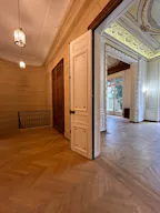 hotel particulier en plein coeur de Paris avec Jardin - Image 2