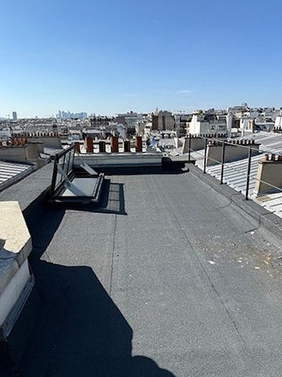 Roof top stunning 360� view of Paris and its monuments - Image 0