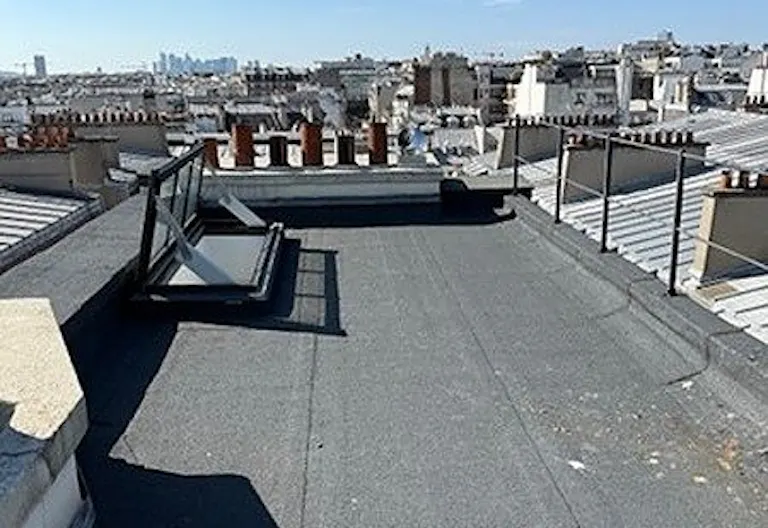 Roof top stunning 360� view of Paris and its monuments - Image 0
