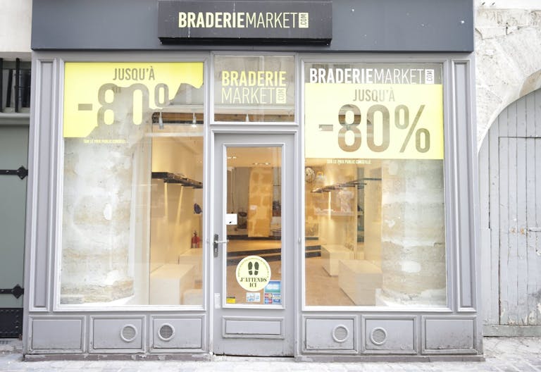 Pop-Up Store in Le Marais Saint-Paul - Image 0