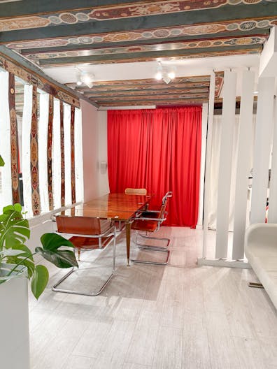 Boutique/atelier/galerie en plein coeur du Marais - Image 1
