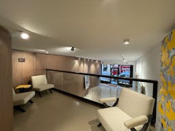 Galerie d'art contemporain atypique - Image 6