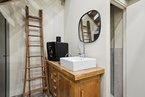 Boutique authentique dans le Sentier � Paris (bureau / showroom / �v�nement) - Image 8