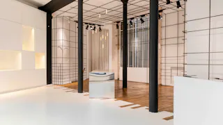Elevate your Brand with our UNIQUE POP UP SPACE in PARIS Marais - Image 2