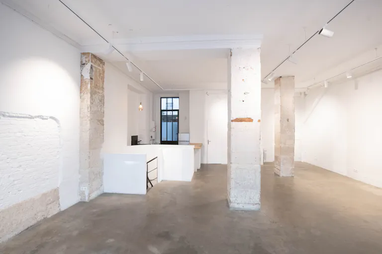 Grande galerie pour exposition ou pop-up dans le quartier Saint-Maur/Voltaire - Image 0