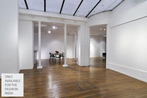 Beautiful Art Gallery - Image 2