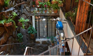 Mediterranean House with Rooftop Patio - Image 5