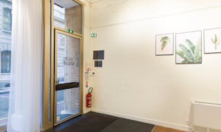 Chic Boutique in Toulouse - Image 5