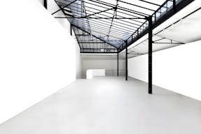 Incredible Venue in Paris 17th - Image 9