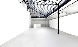 Incredible Venue in Paris 17th - Image 9