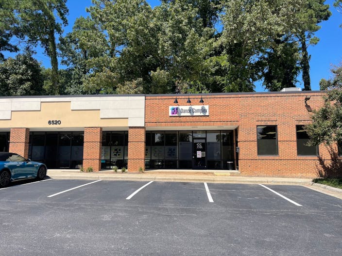 Dancing Studio - Image 2