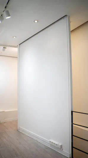 Adresse d’Exception : Espace Polyvalent au Pied de la Tour Eiffel (Pop UP, Bureaux, Séminaire, Galeries D'art) - Image 2