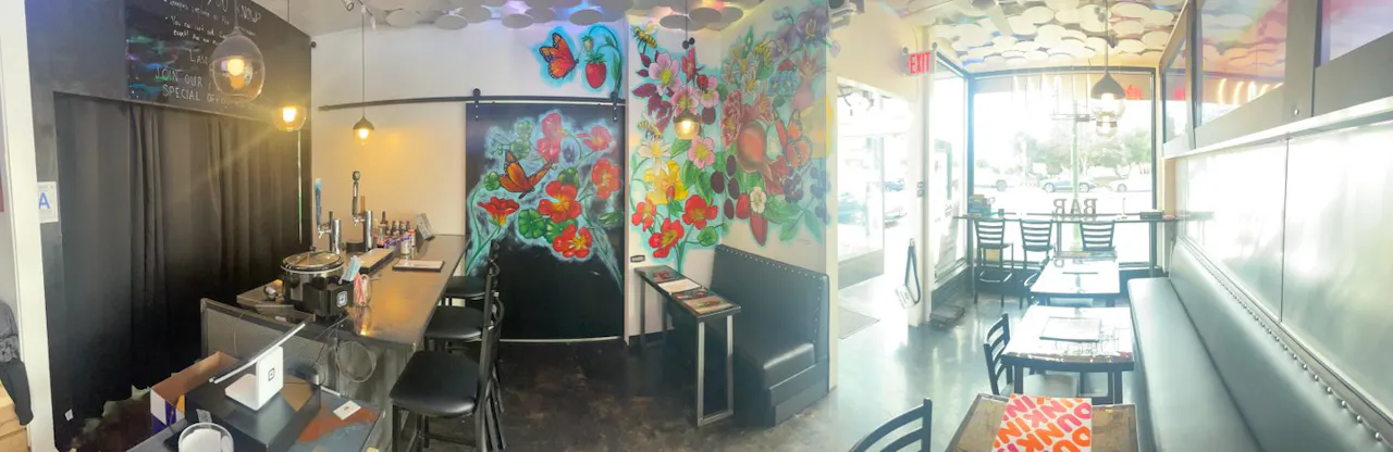 Bar for hire in Escondido, CA - Image 0