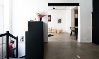 ELEGANT MINIMALIST LOFT IN THE 11TH DISTRICT OF PARIS - Image 4