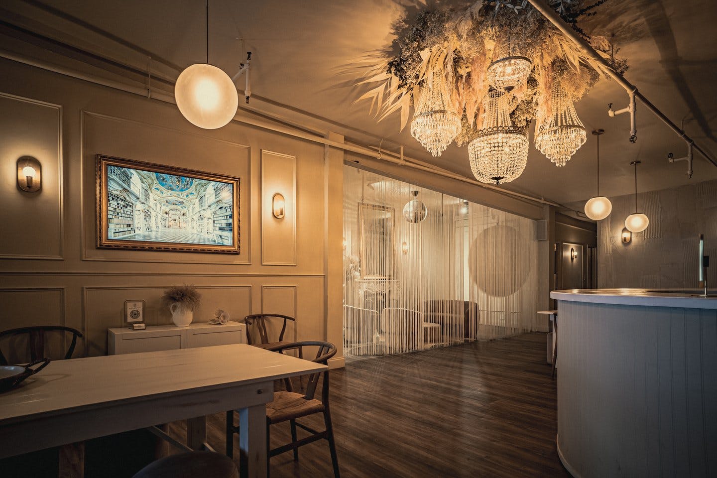 Upscale 232 sqm Loft on West 23rd Street, New York