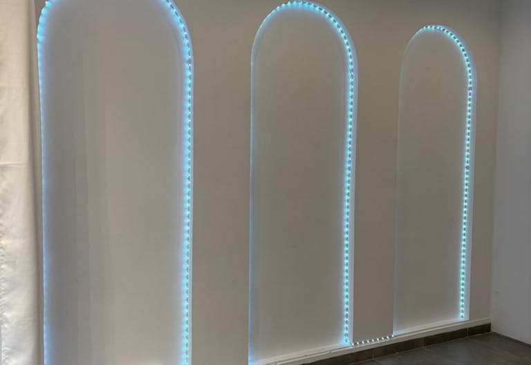 Boutique éphémère – Rue de Lévis, quartier ultra commerçant - Image 3