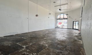 Bright Creative Content Studio on Melrose Ave - Image 1