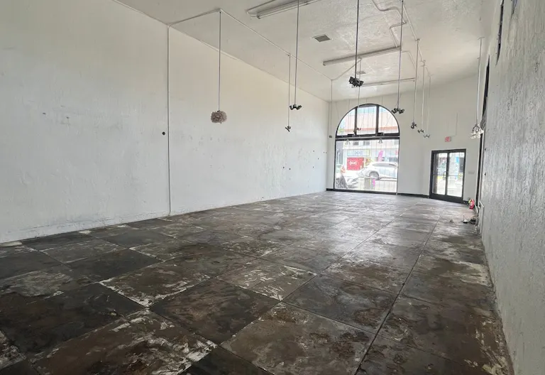 Bright Creative Content Studio on Melrose Ave - Image 1