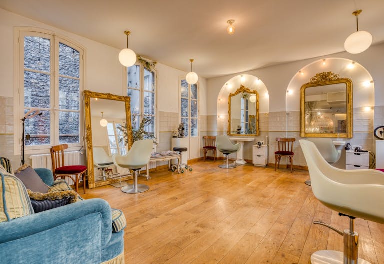 Superb Mansion in the 6th arrondissement of Paris - Image 1