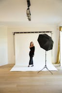 Studio photo d'exception � Colombes ? Maison historique avec jardin - Image 1