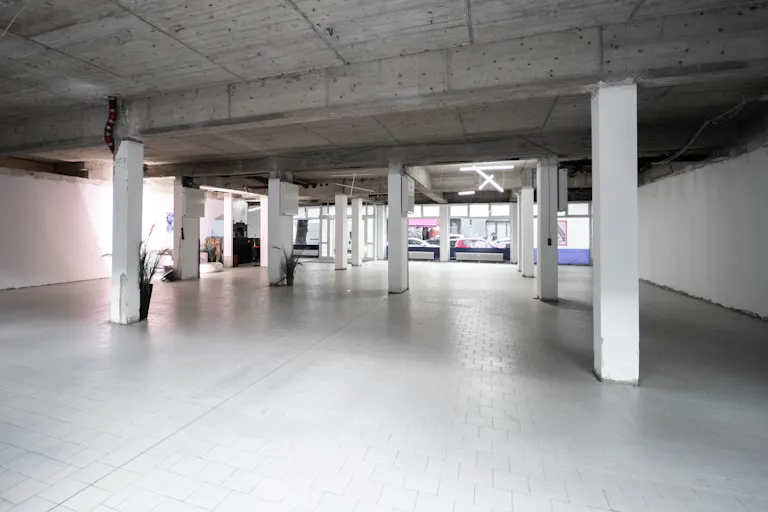 Fan-Community Pop-Up Space in Charlottenburg - Image 1
